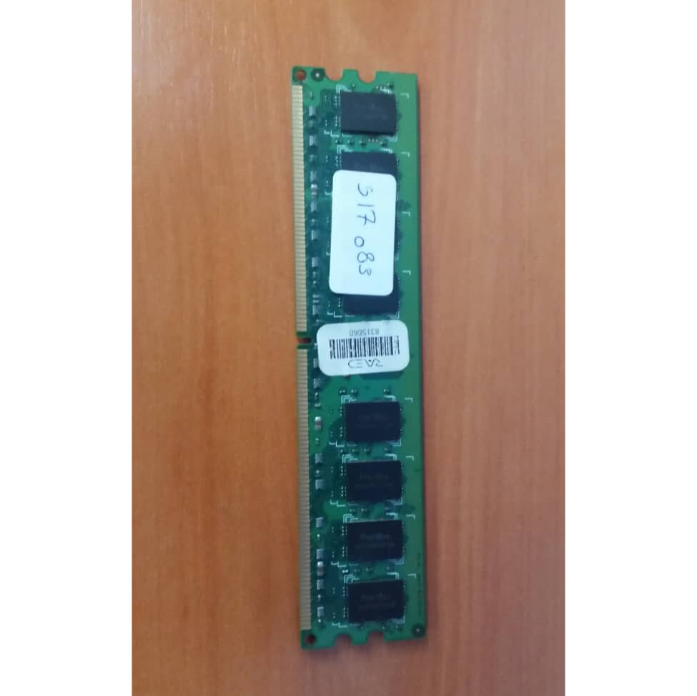 DDR2 1GB PC800   مستعمل ,Other Used Items